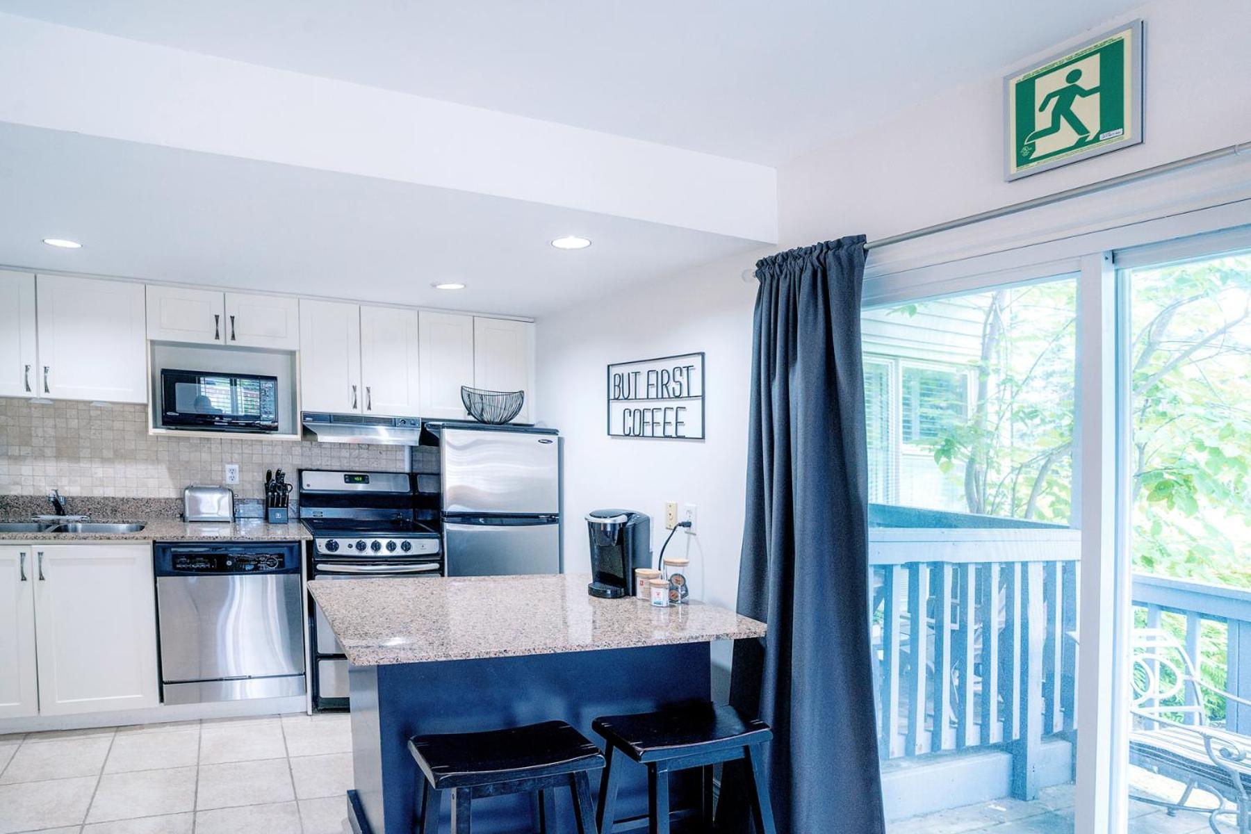 Gorgeous Studio Condo In Blue Mountains Sleeps 4 Bagian luar foto